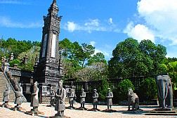 Full day sightseeing in Hue Imperial City