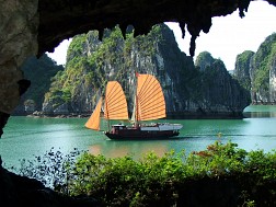 Halong Bay - The land of Dragons