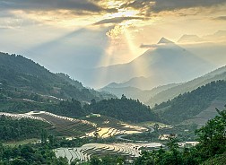 Vietnam Highlight Tour Plus Sapa 15 Days 14 Nights